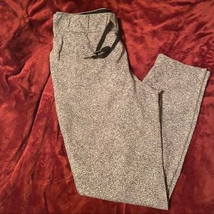 Lululemon “on the fly” pants